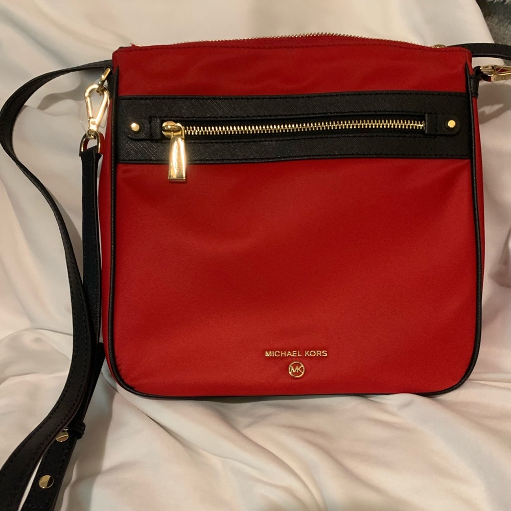 FIRM NWOT MICHAEL KORS CROSSBODY BAG